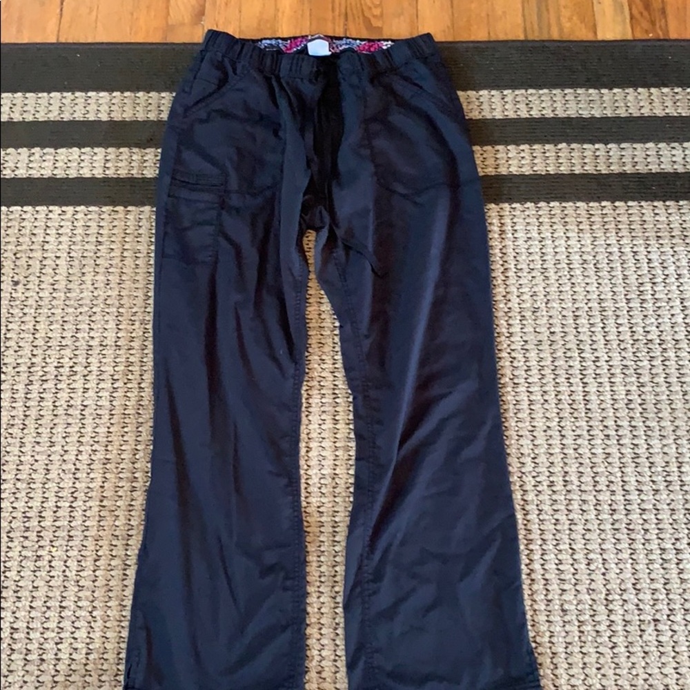 Maevn scrub pants